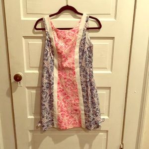 Lilly Pulitzer size 2 shift dress with small bows